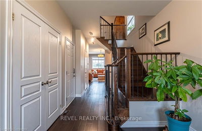 111 Bousfield Rise, Hamilton - Waterdown image-0-4