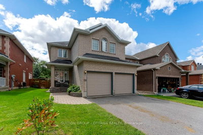 Detached House leased at 20 Remembrance Crescent, Ottawa, Ontario, K1G 6N4 - Riverview Park - MLS: X12097269
