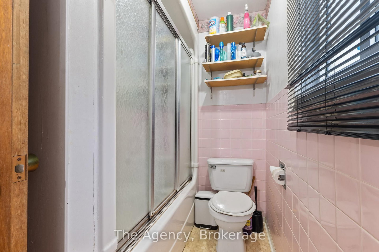 Listing Image 17