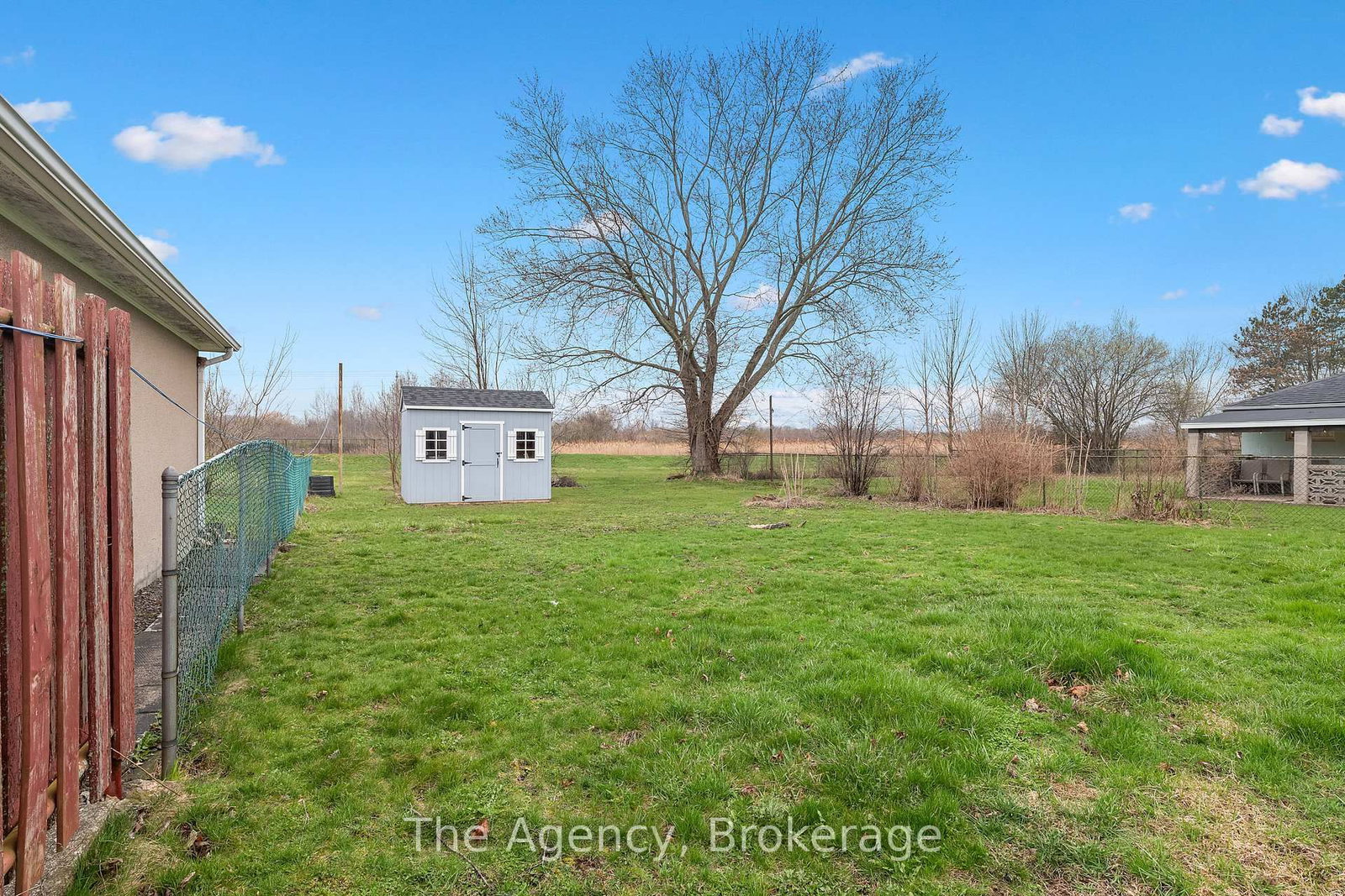 Listing Image 24