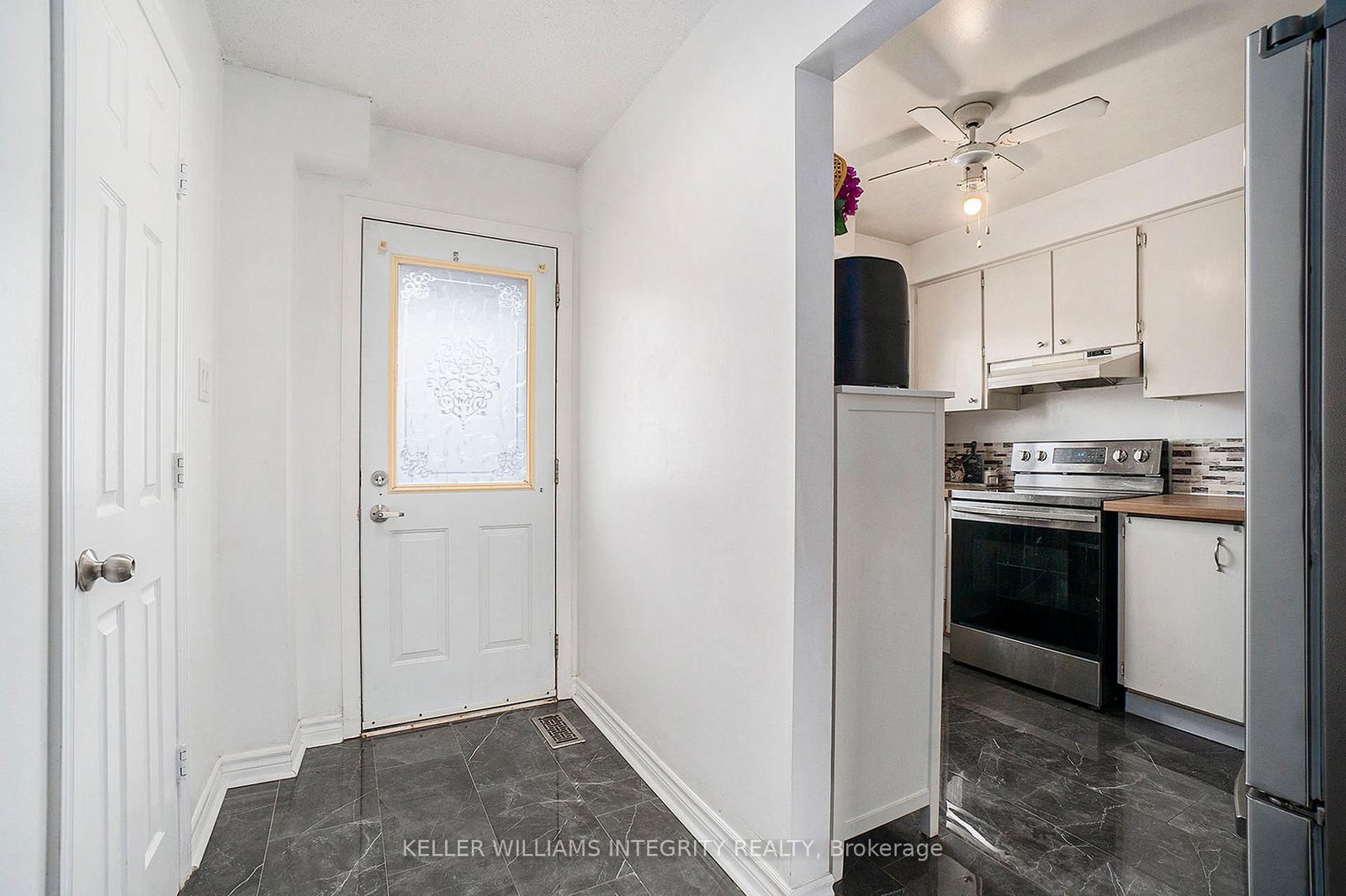 Townhouse for sale at A-85 Seyton Drive, Ottawa, Westcliffe Estates, K2H 8Y7 - MLS: X12097478