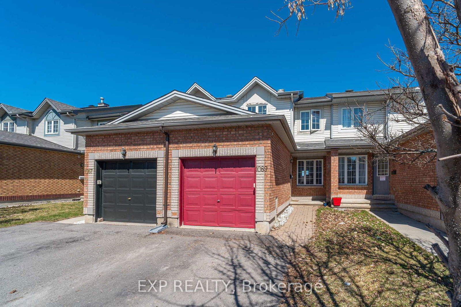 Townhouse for sale at 1089 Ballantyne Drive, Ottawa, Fallingbrook/Gardenway South, K4A 4C6 - MLS: X12097562