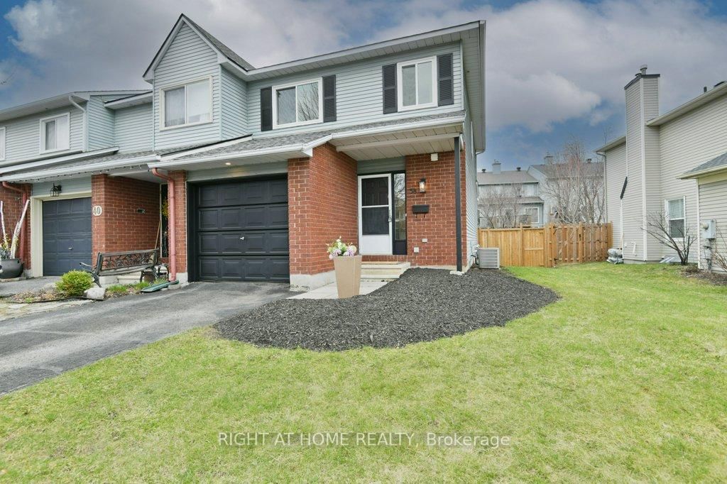 Townhouse sold at 38 Wheeler Street, Ottawa, Barrhaven - Cedargrove/Fraserdale, K2J 3B7 - MLS: X12097681
