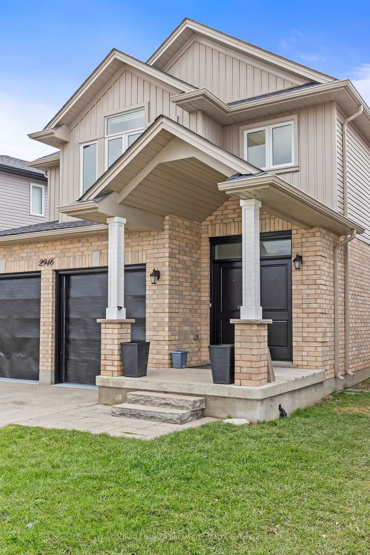 Detached House for sale at 2946 Tokala Trail, London North, North S, N6G 0S6 - MLS: X12097708