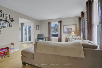 10658 Main St, North Dundas - North Dundas (Mountain) Twp image-0-2