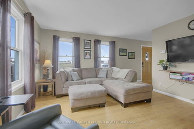 10658 Main St, North Dundas - North Dundas (Mountain) Twp image-0-4