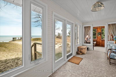 6626 EAST PARKWAY Dr, Lambton Shores - Lambton Shores image-0-4
