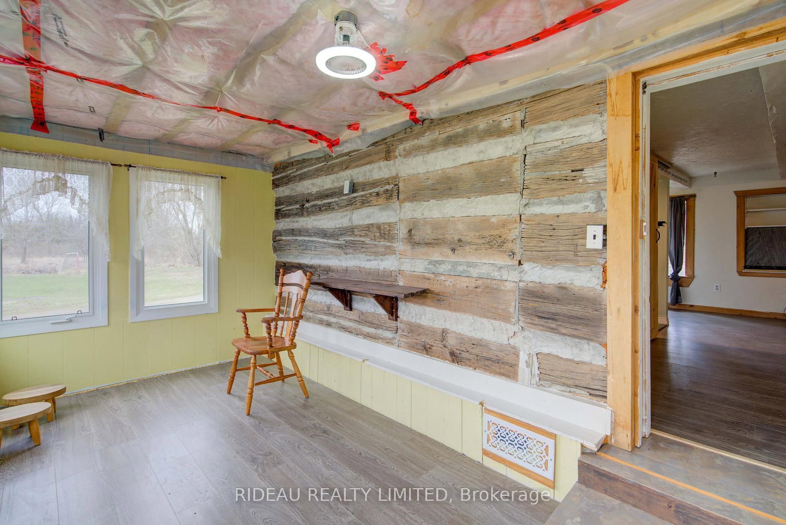 Listing Image 7