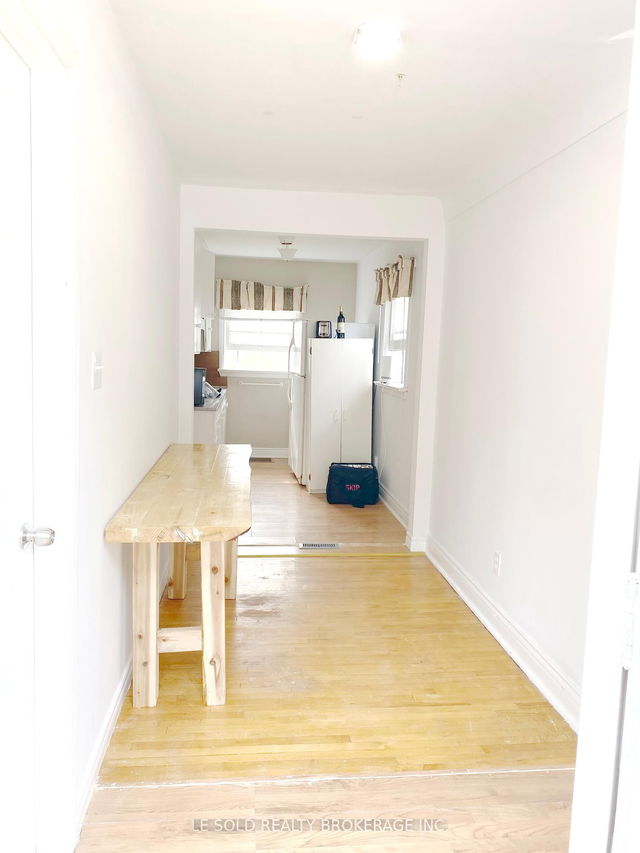 Upper RM1 - 112 Leland Street