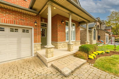 24 Jeanette Ave, Grimsby - Grimsby Beach image-0-4