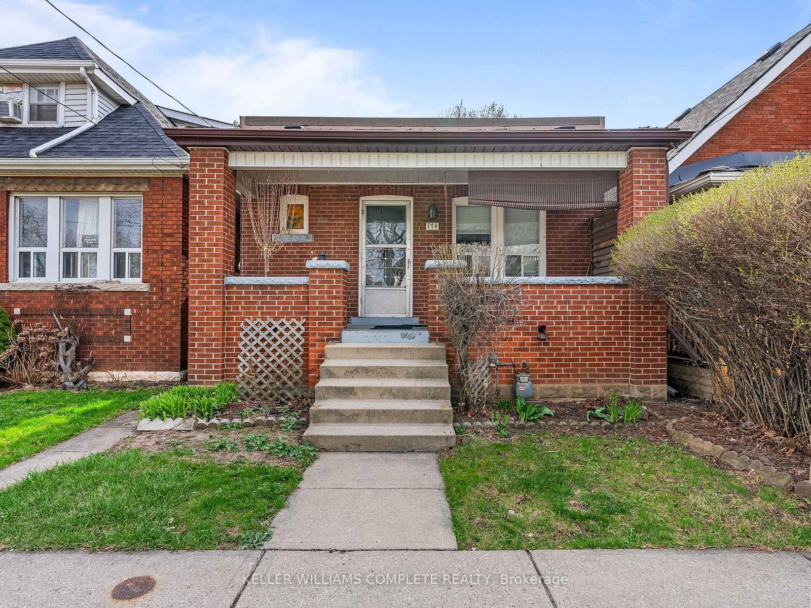 Detached House for sale at 174 Park Row, Hamilton, Crown Point, L8H 4G1 - MLS: X12098106