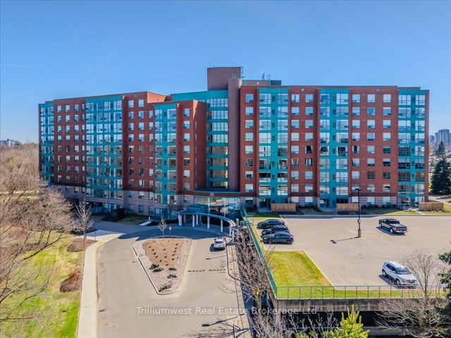 305 - 55 Blue Springs Drive