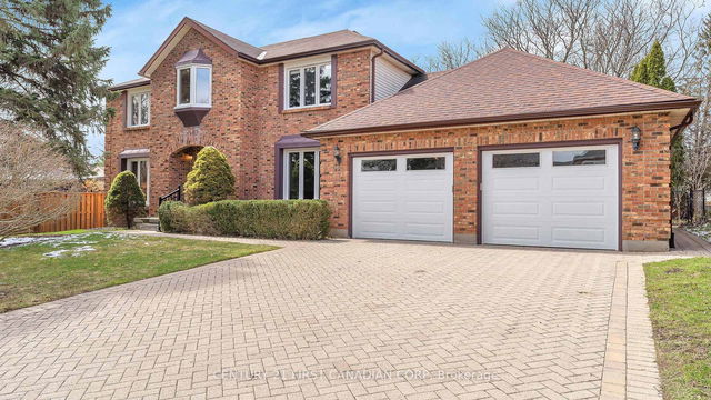 7 Ravenglass Crescent