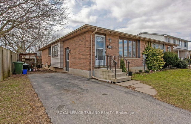 7 GOLDING Place