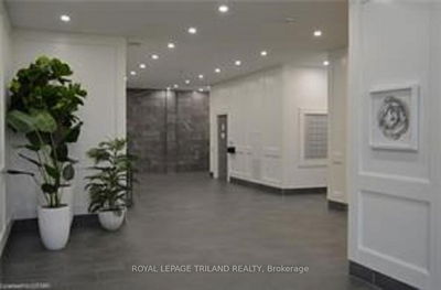 Unit 607 — 240 VILLAGEWALK Blvd, London North - North R image-0-2