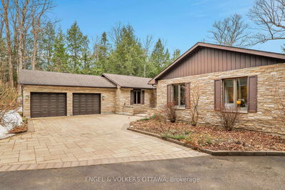 7 Deerfield Dr, White Lake - Mcnab/Braeside Twps image-0-1