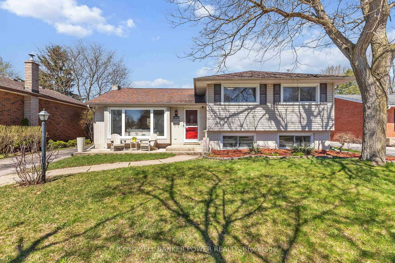 Detached House for sale at 1317 Glenora Drive, London North, North H, N5X 1T6 - MLS: X12098650