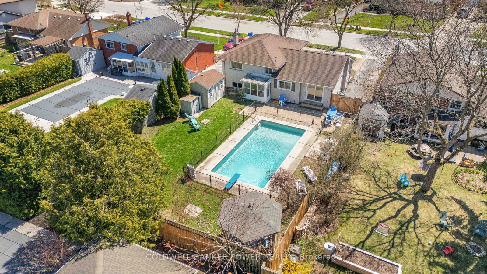 Detached House for sale at 1317 Glenora Drive, London North, North H, N5X 1T6 - MLS: X12098650