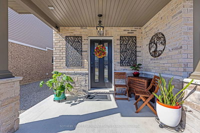 69 Crow St, Welland - Coyle Creek image-0-2
