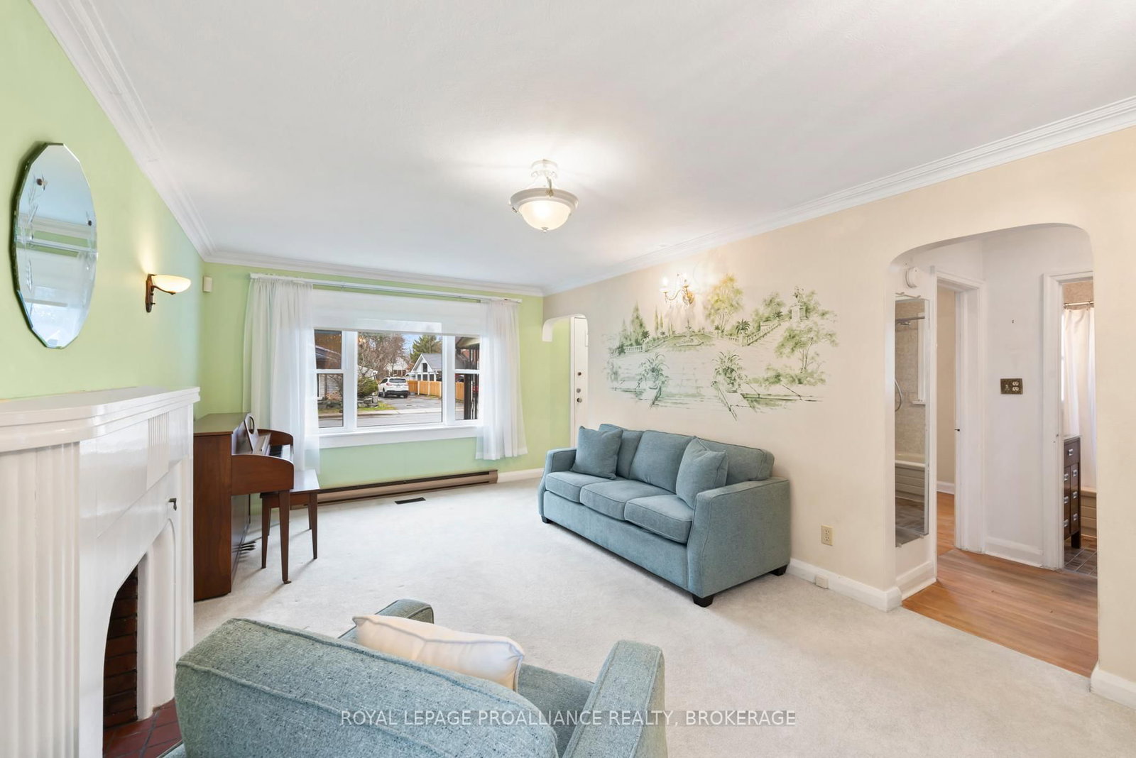 Listing Image 7