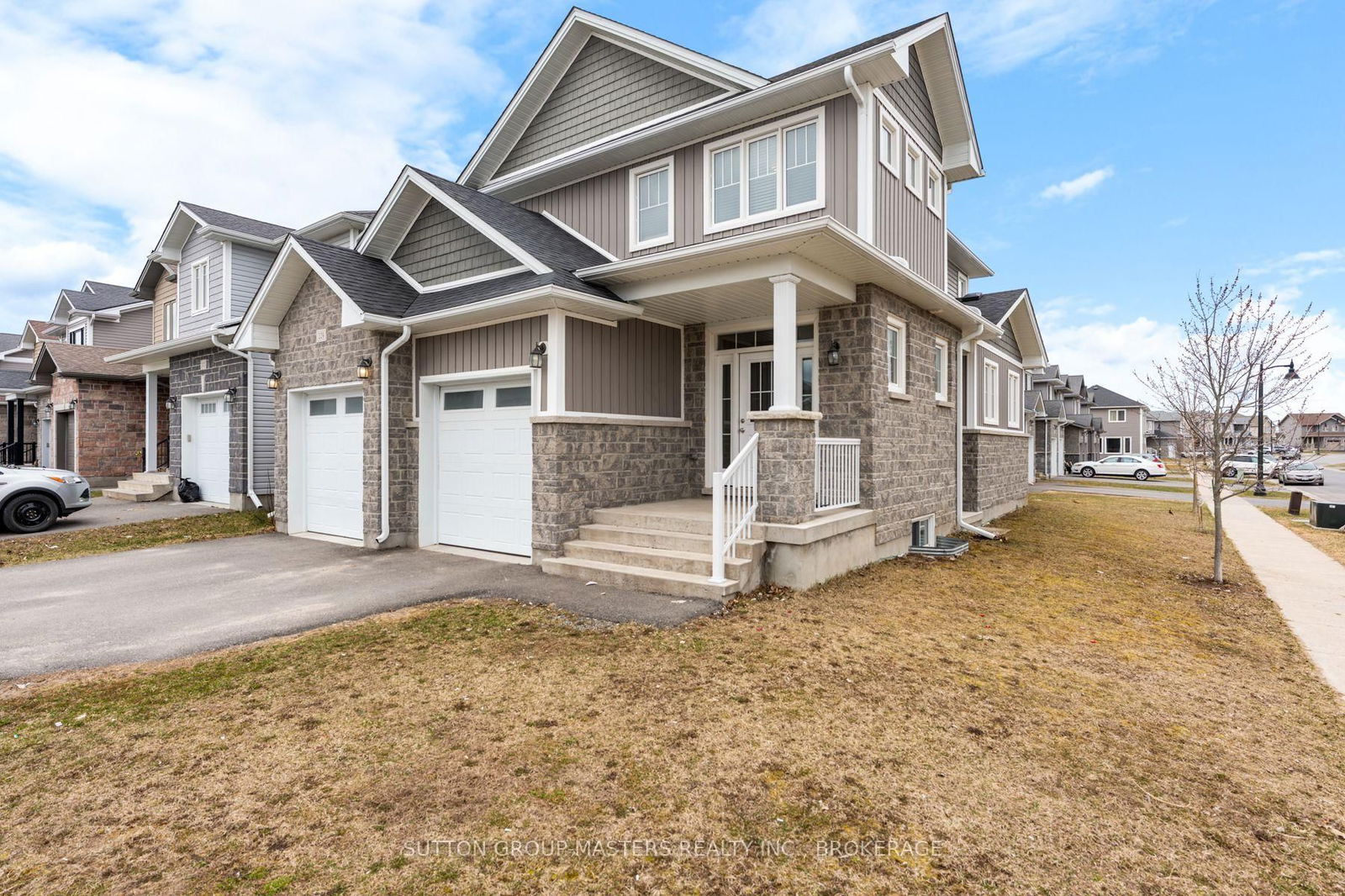Detached House for sale at 229 Holden Street, Kingston, City Northwest, K7P 0L1 - MLS: X12098745