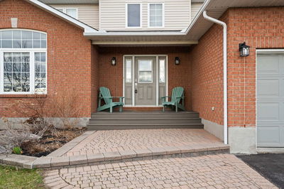 2104 Trailwood Dr, North Gower - North Gower image-0-3