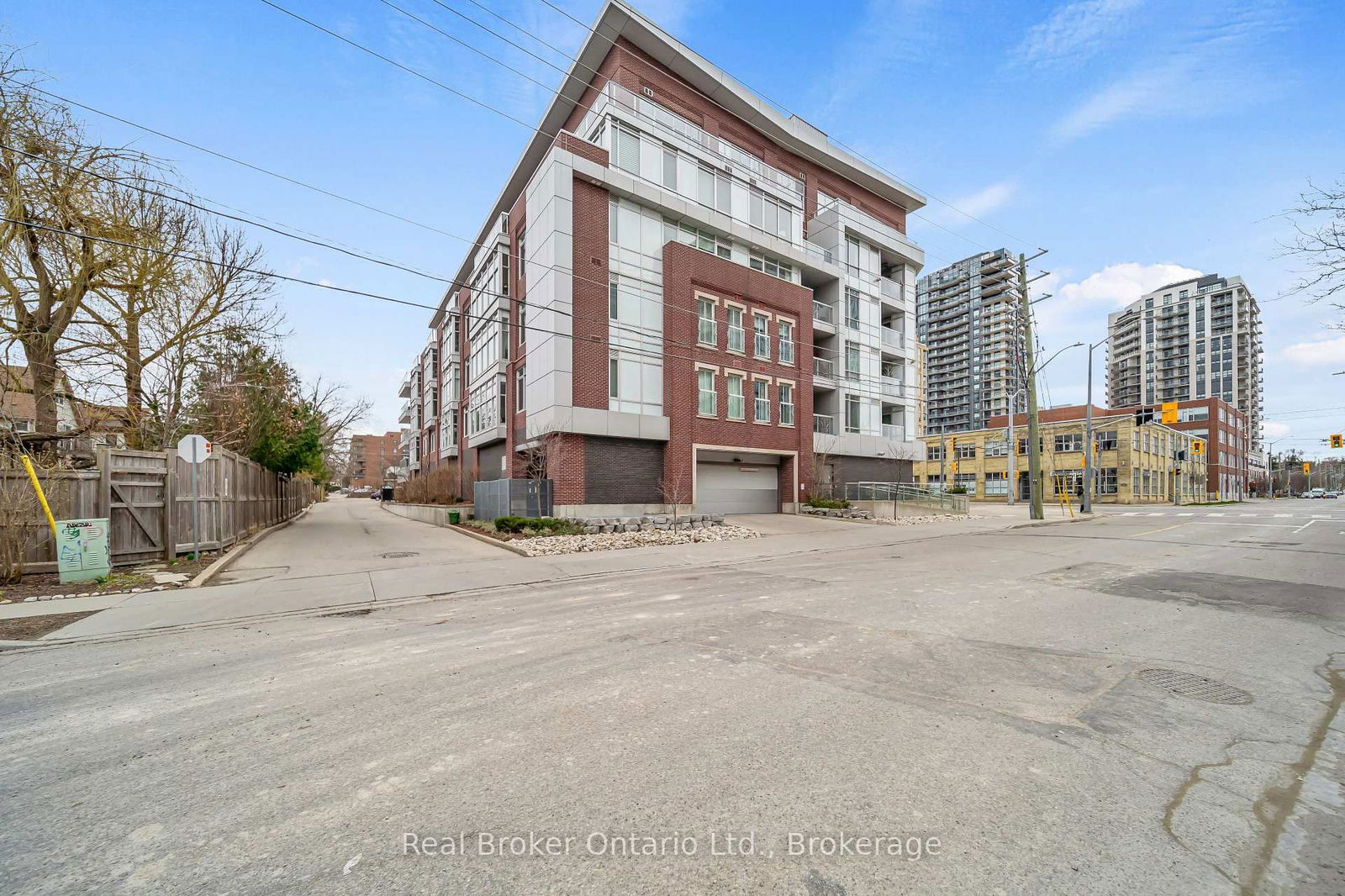 Condo for sale at 214-188 King Street, Waterloo, N2J 0C6 - MLS: X12098976