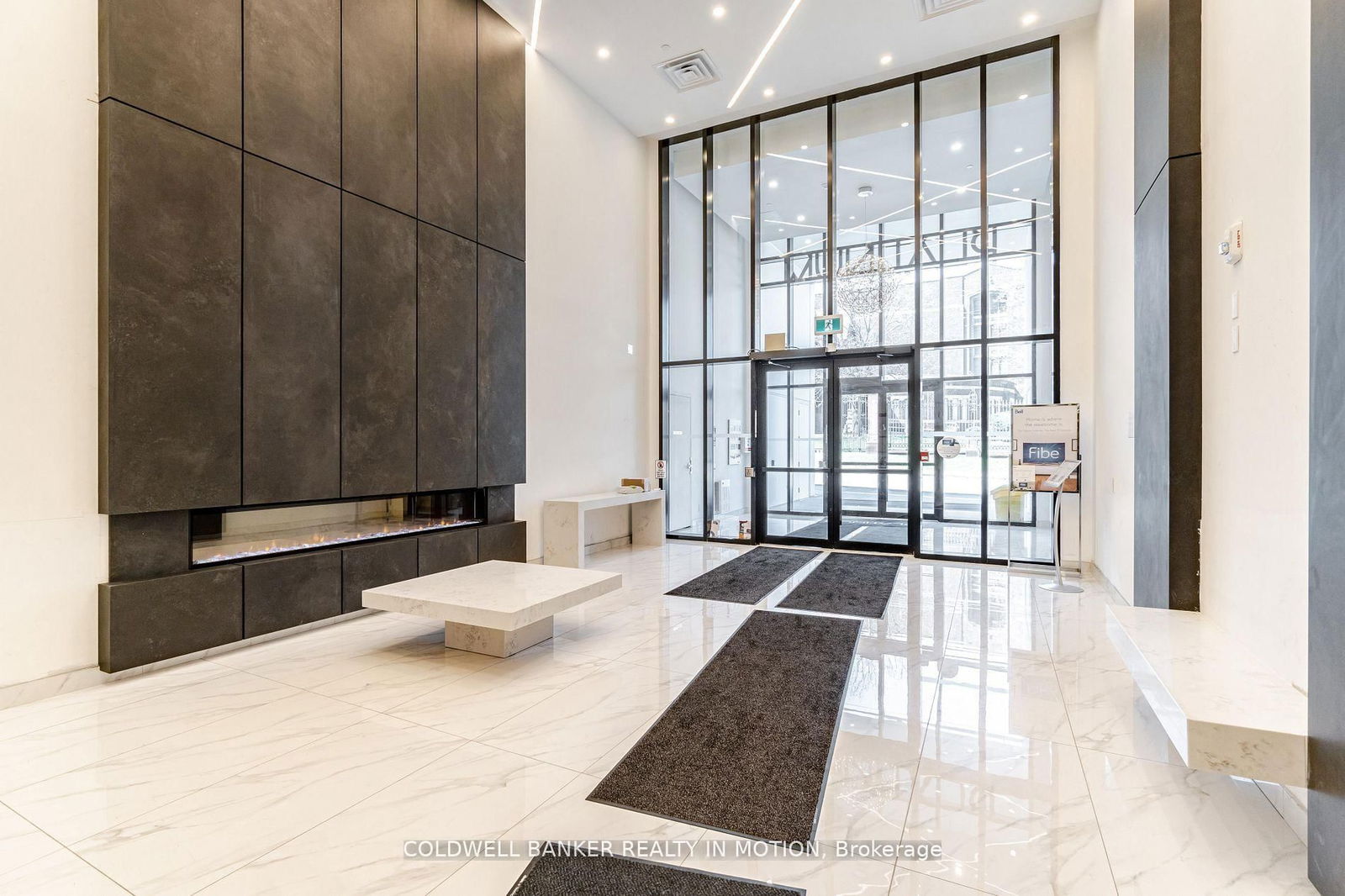 Condo for lease at 303-15 Queen Street, Hamilton, Central, L8P 0C6 - MLS: X12098990