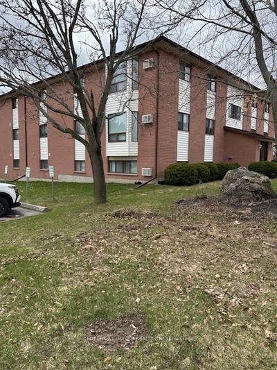 Unit 304 — 1429 Clearview Dr, Peterborough West - 2 Central image-0-4