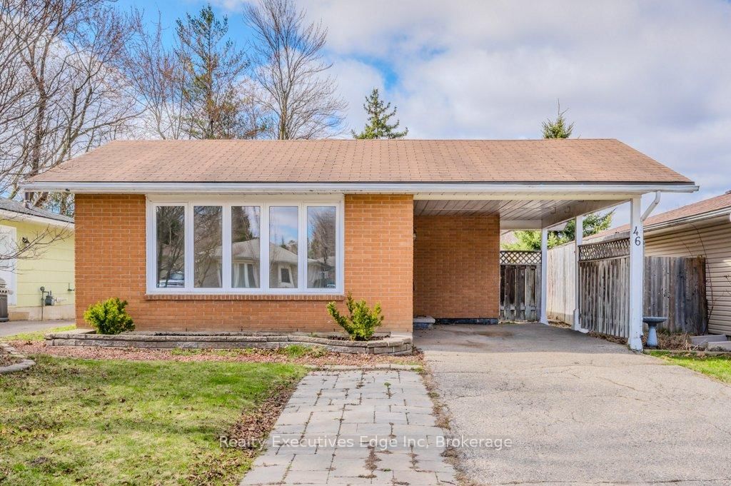 Detached House sold at 46 Appalachian Crescent, Kitchener, N2E 1A4 - MLS: X12099079