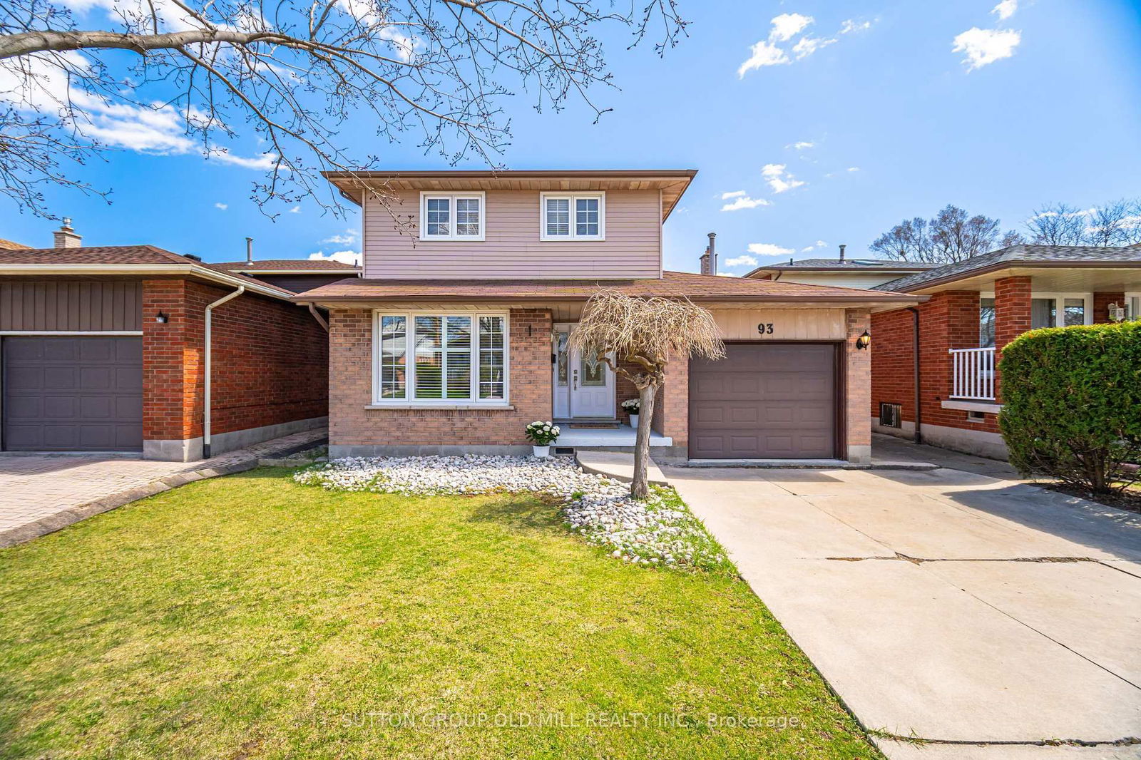 Detached House for sale at 93 Indian Crescent, Hamilton, Burkholme, L8V 4X4 - MLS: X12099092