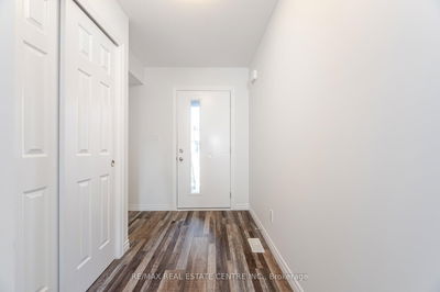 324 Bradshaw Dr, Stratford - Stratford image-0-2