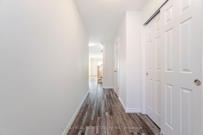 324 Bradshaw Dr, Stratford - Stratford image-0-3