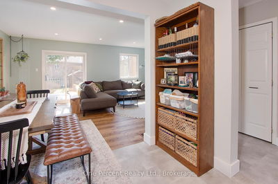 425 Greenwood Dr, Stratford - Stratford image-0-4