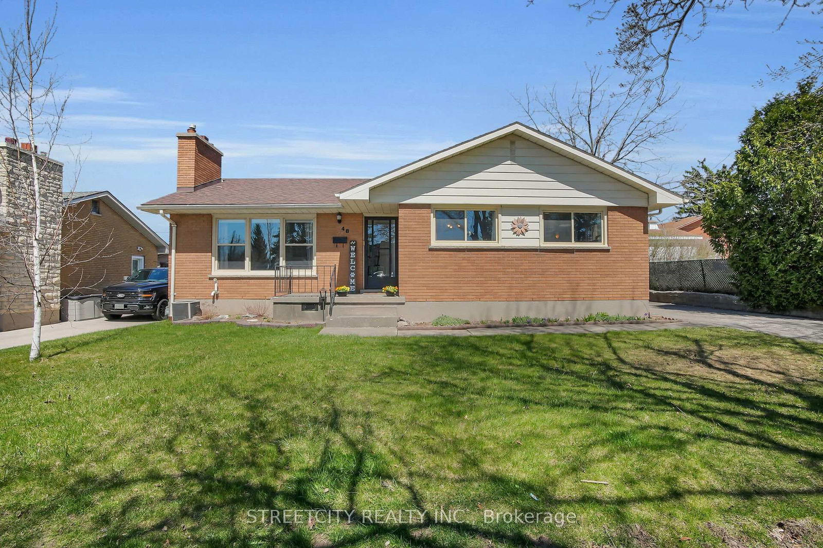 Detached House for sale at 48 FRONTENAC Road, London South, South T, N5Z 3Y3 - MLS: X12099423