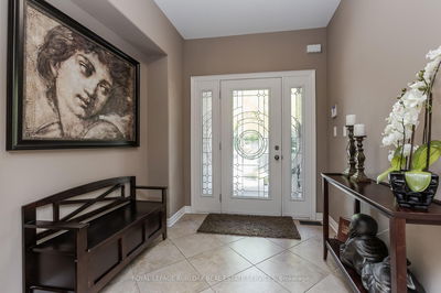 264 Dorchester Dr, Grimsby - Grimsby East image-0-4