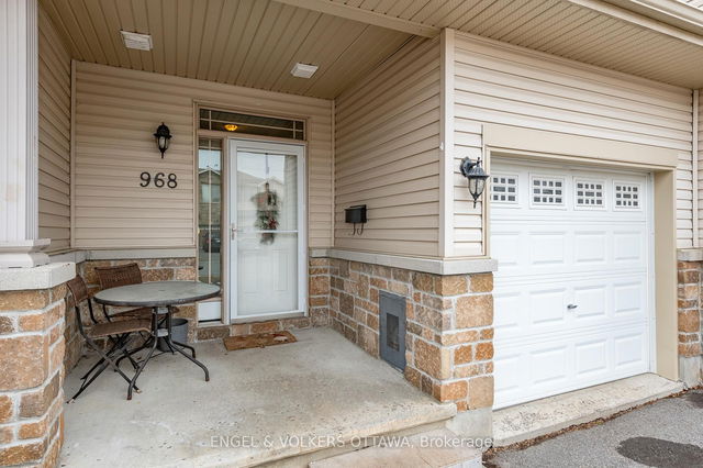 968 Linaria Walk