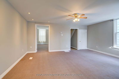 243 KING St, Gananoque - Gananoque image-0-3