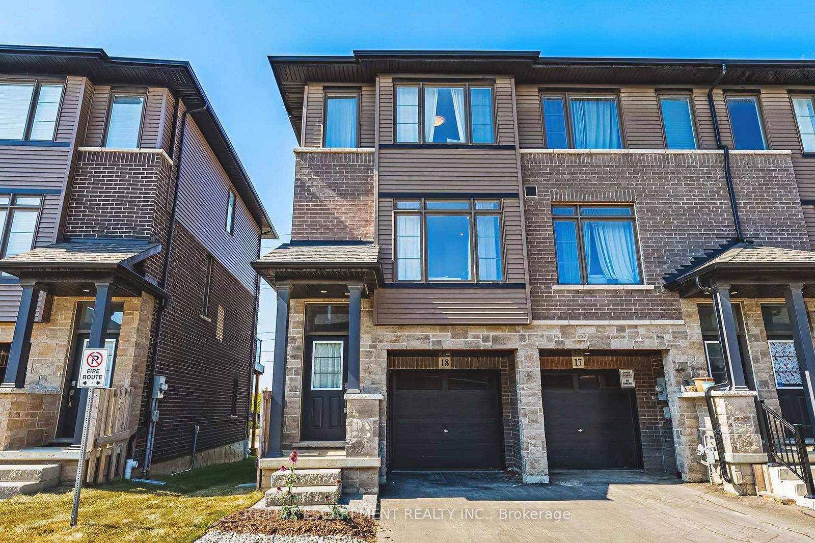 Townhouse leased at 18-120 Court Drive, Brant, Paris, N3L 0N2 - MLS: X12100074