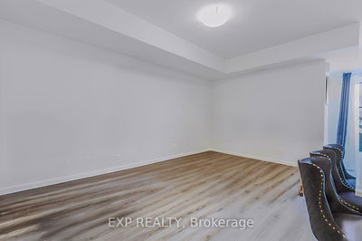 Unit E1 — 20 Palace St, Kitchener -  image-0-2