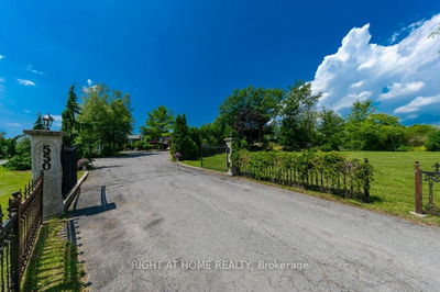 550 Queen St, Gananoque - Gananoque image-0-3