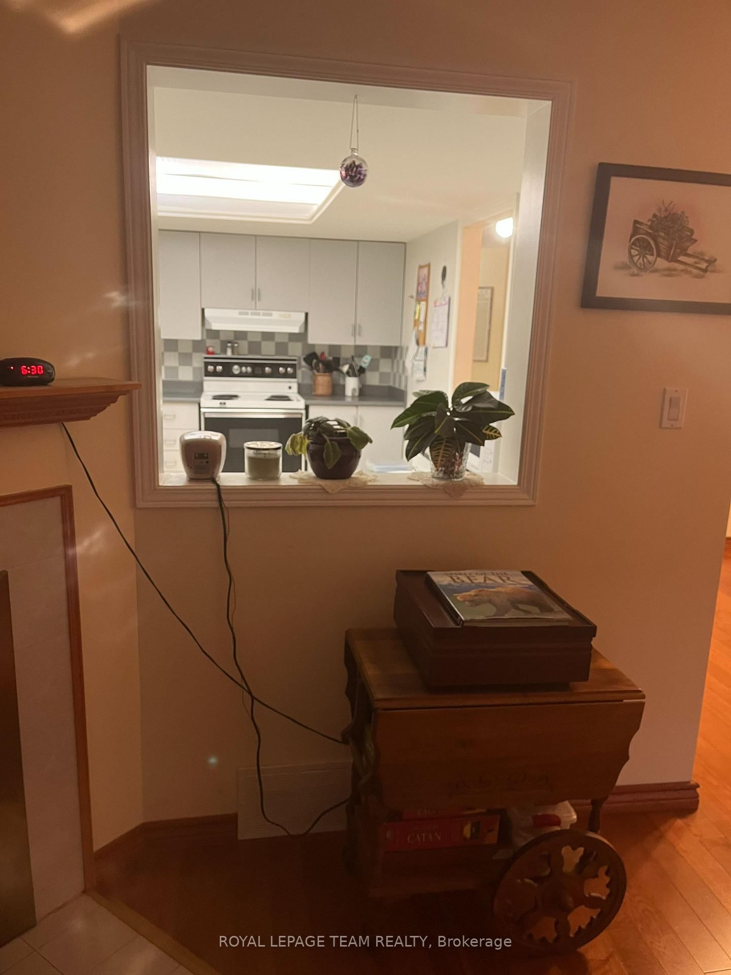 Listing Image 7