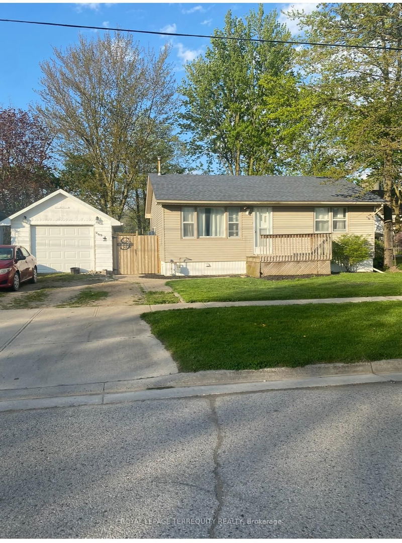239 Elizabeth St, Southwest Middlesex - Glencoe image-0-0