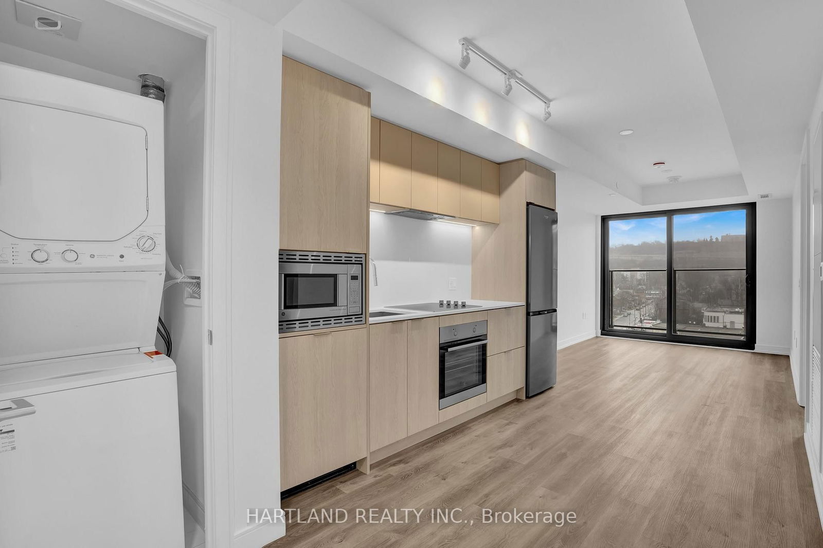 Condo for lease at 928-1 Jarvis Street, Hamilton, Beasley, L8R 3J2 - MLS: X12100509