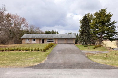 152 Thousand Islands Pkwy, Gananoque - Gananoque image-0-1