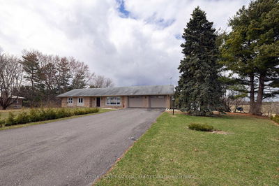152 Thousand Islands Pkwy, Gananoque - Gananoque image-0-2
