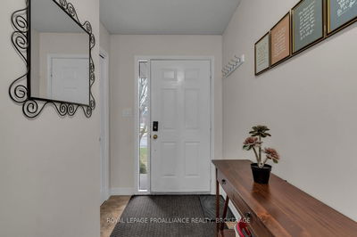 929 Clearfield Cres, Kingston - North of Taylor-Kidd Blvd image-0-3