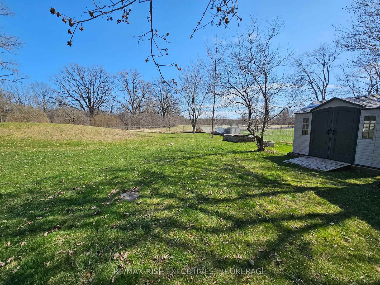 Listing Image 27