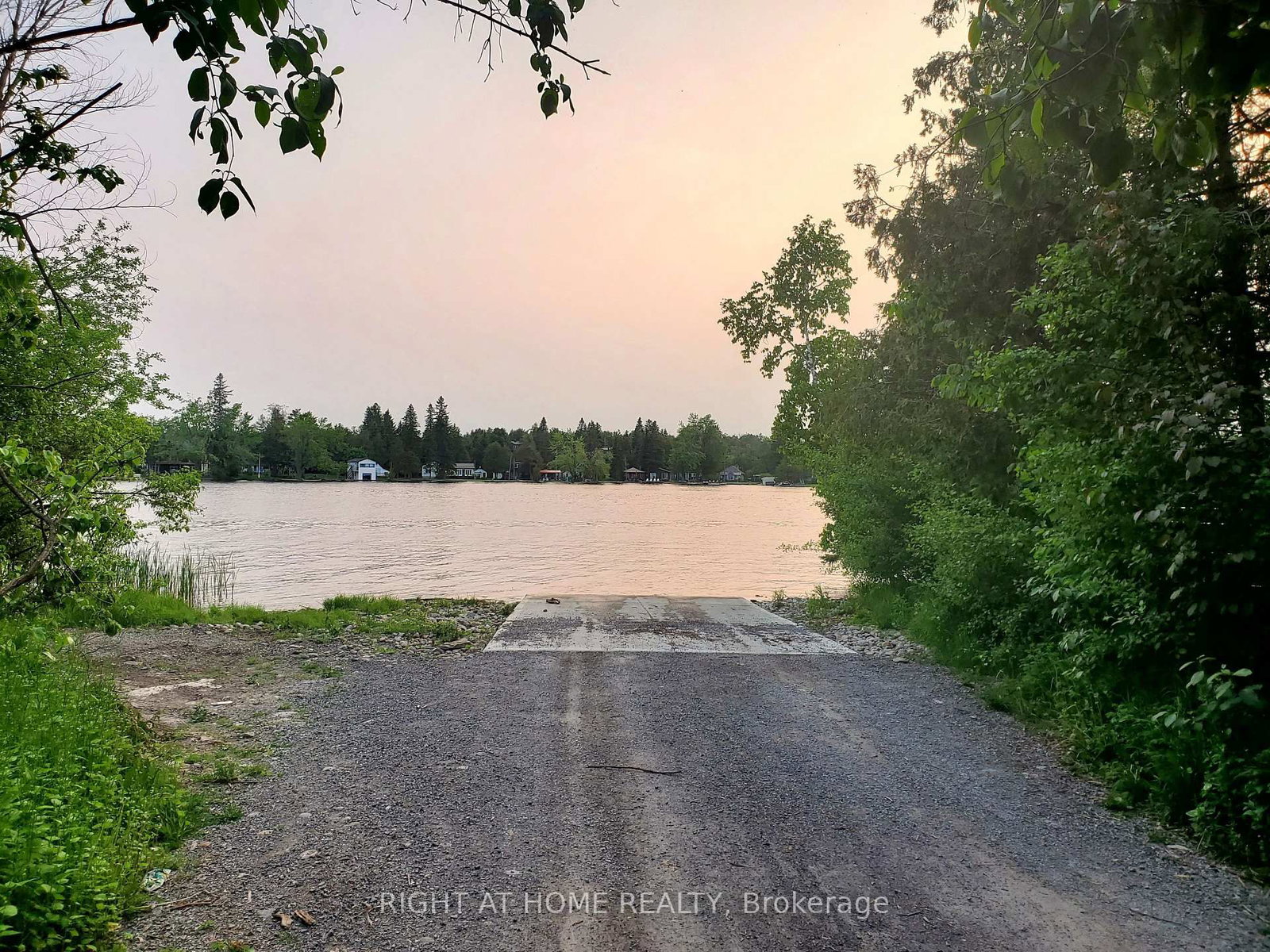 Listing Image 44