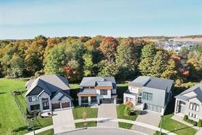 1283 Dyer Cres, London - North S